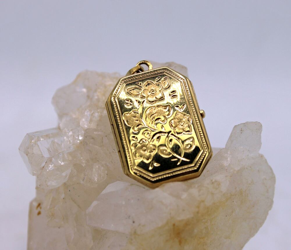 14kt Gold W. Germany mm Etched Floral Locket Pendant